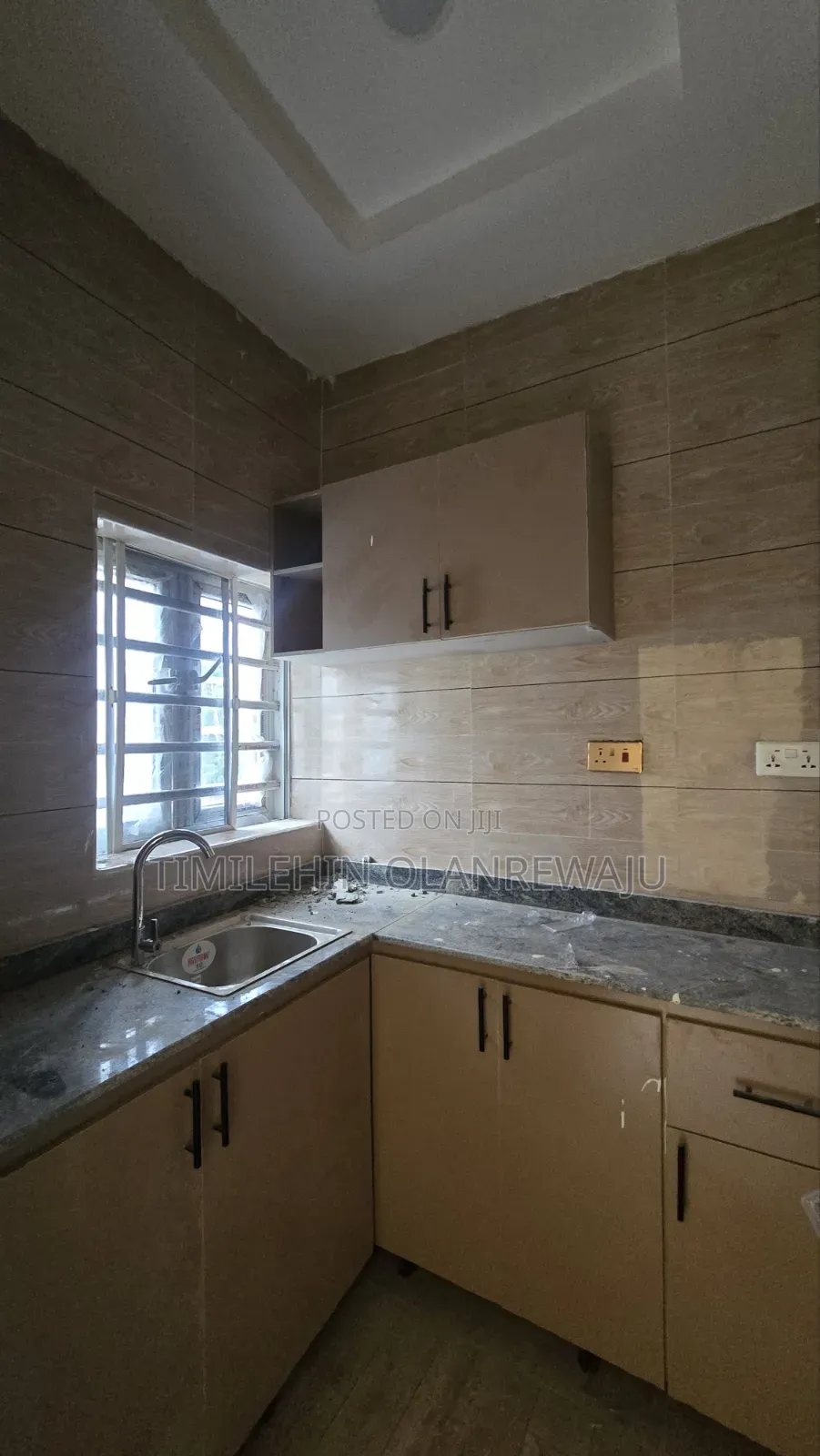 1bdrm Apartment in Agodi for rent