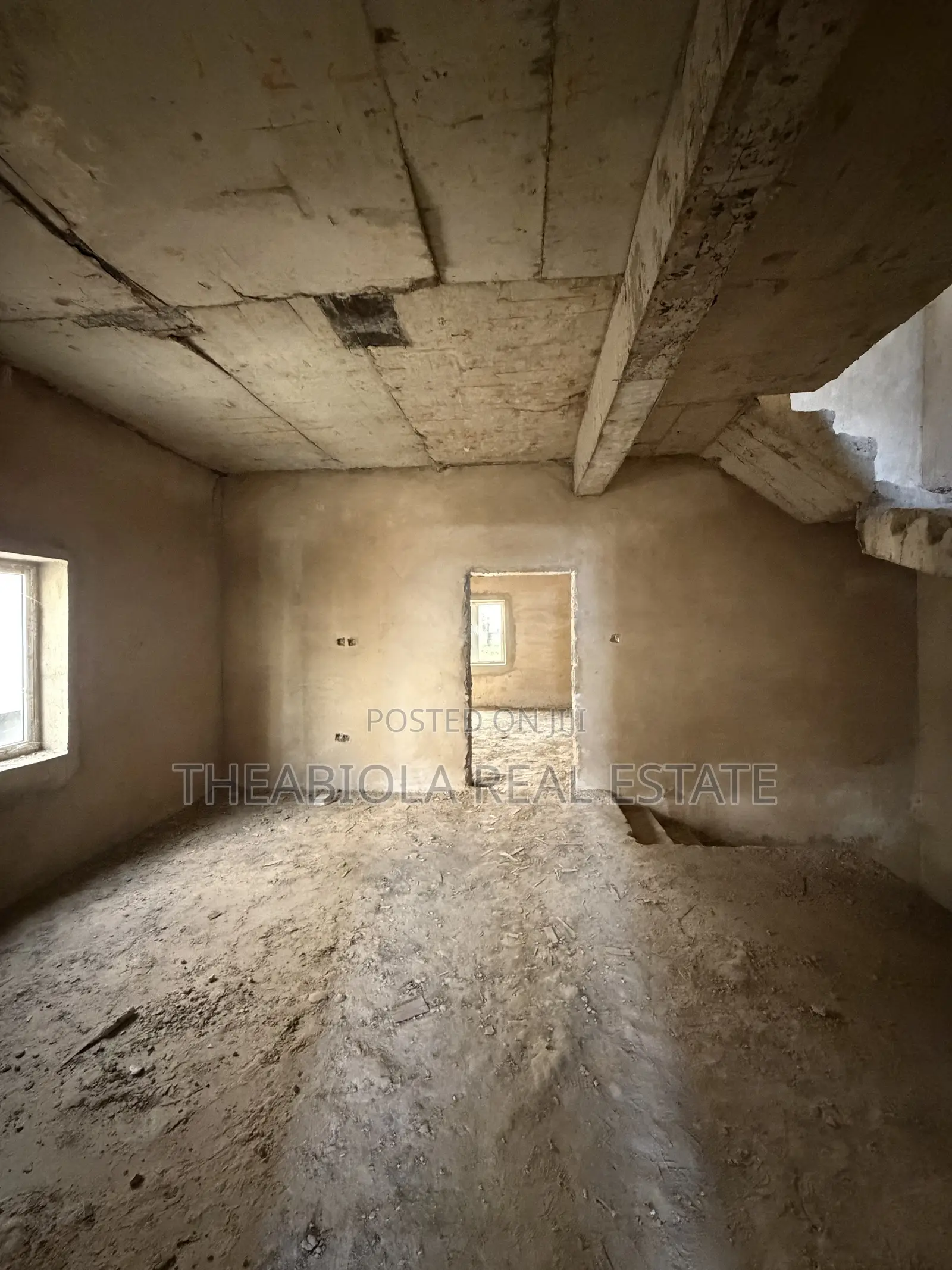 5bdrm Duplex in Kukwaba, Abuja, Kaura for sale