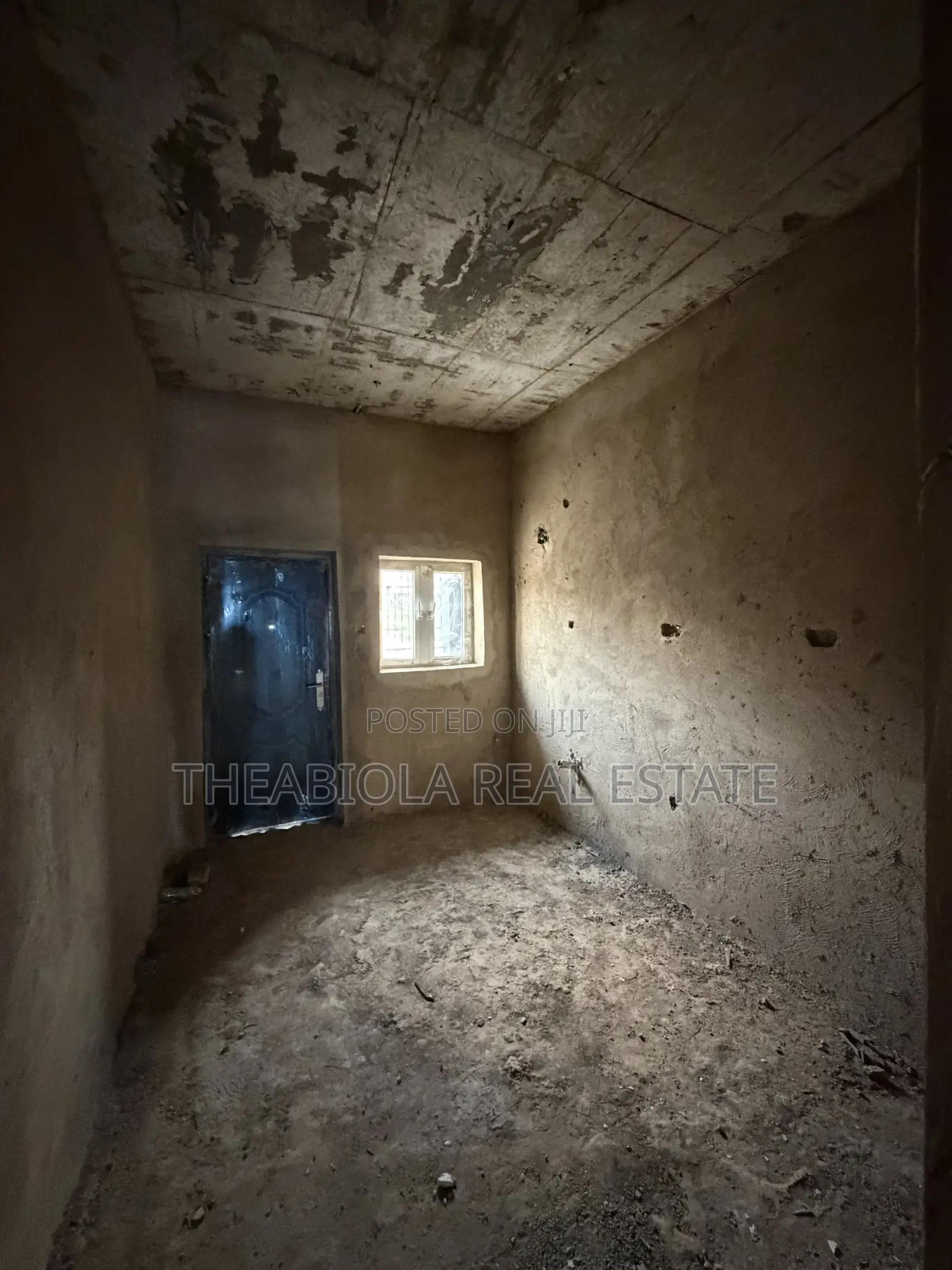 5bdrm Duplex in Kukwaba, Abuja, Kaura for sale