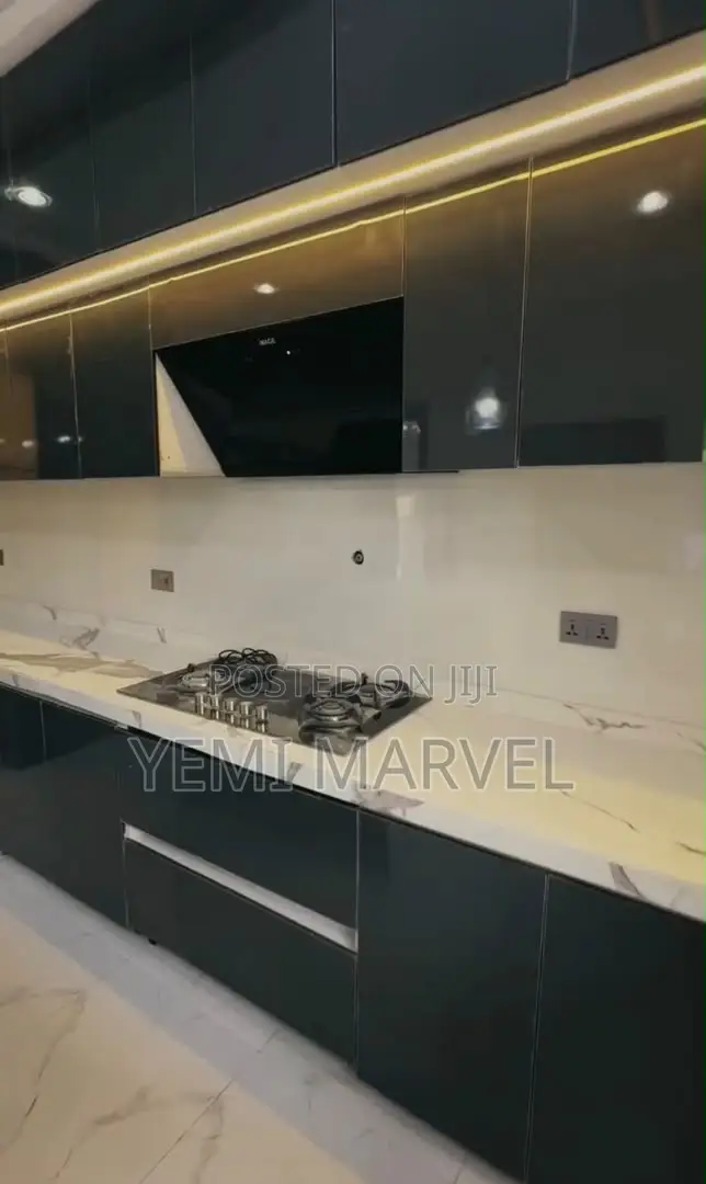 4bdrm Duplex in Mayfield Garden, for sale