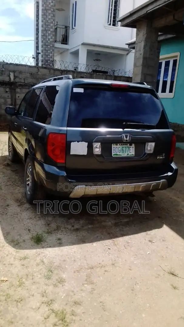 Honda Pilot 2005 Blue