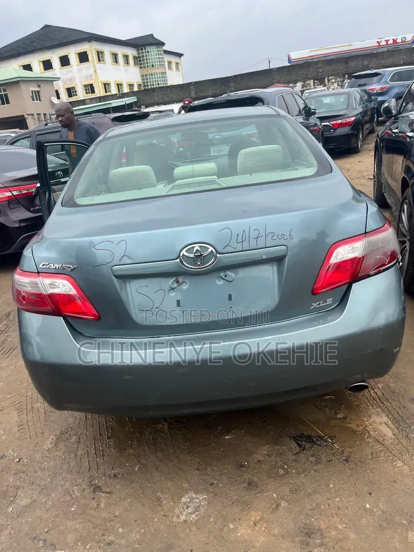 Toyota Camry 2009