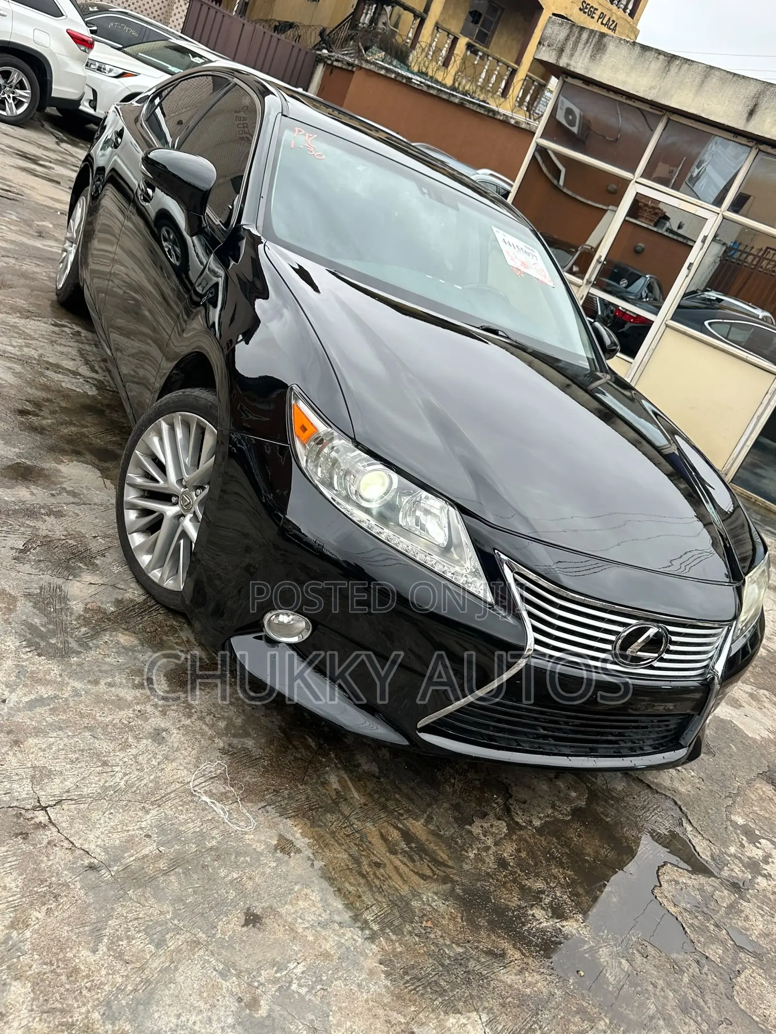 Lexus ES 350 FWD 2013 Black