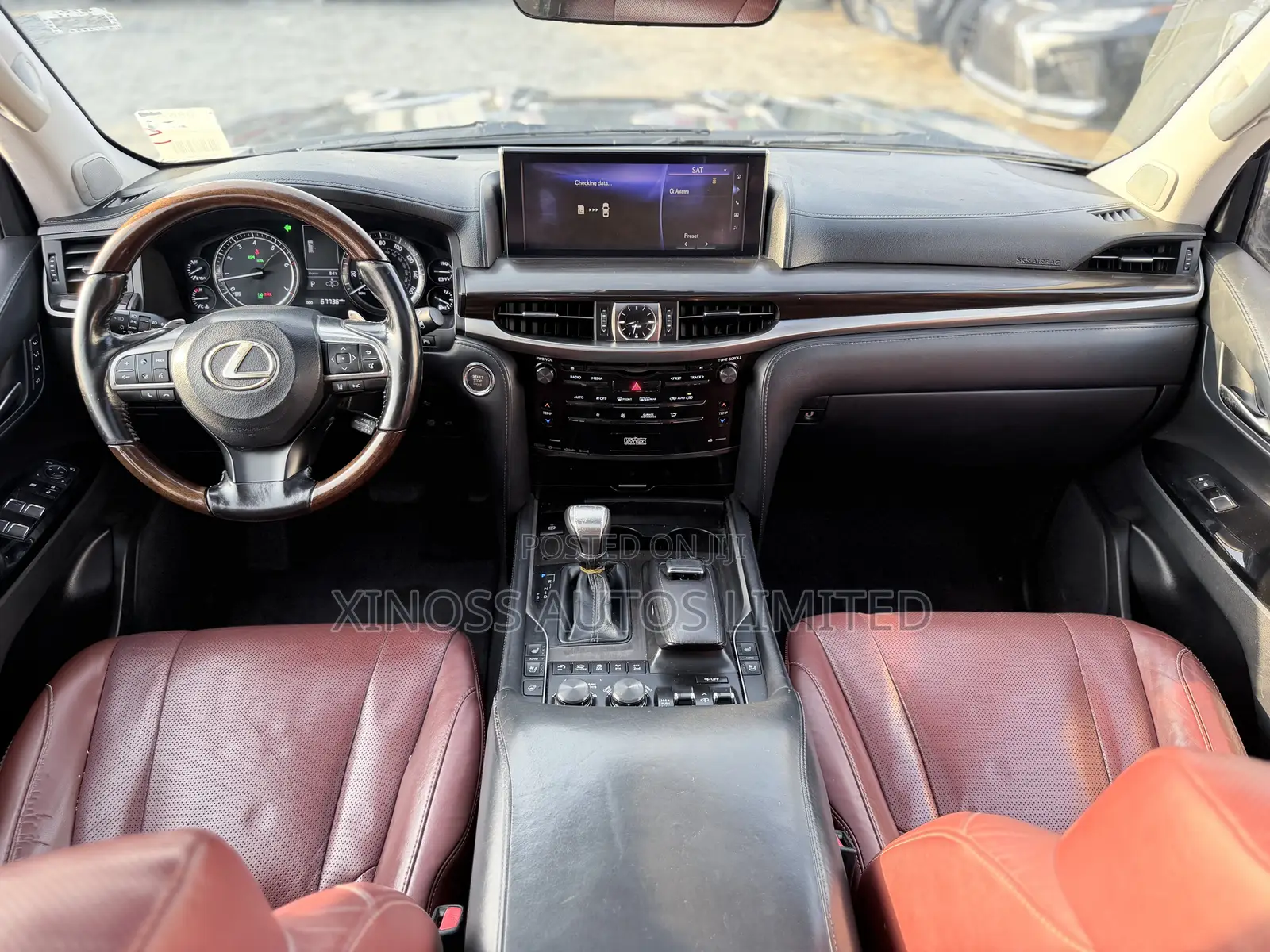 Lexus LX 2017 Black