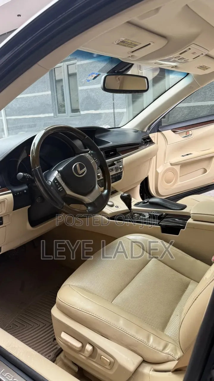 Lexus ES 350 FWD 2015 Blue