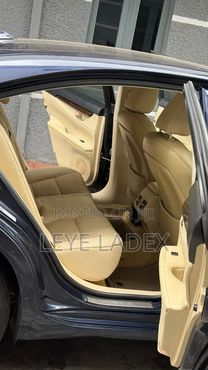 Lexus ES 350 FWD 2015 Blue