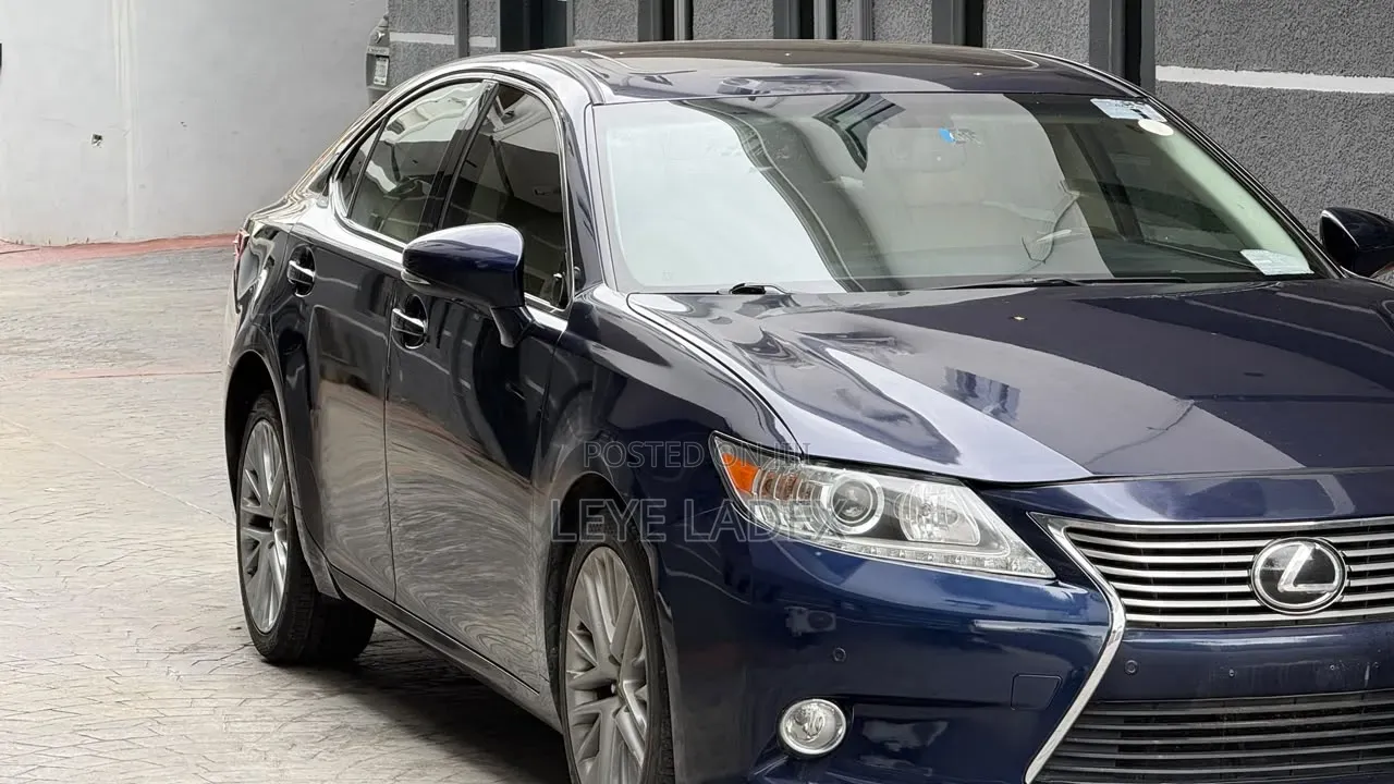 Lexus ES 350 FWD 2015 Blue