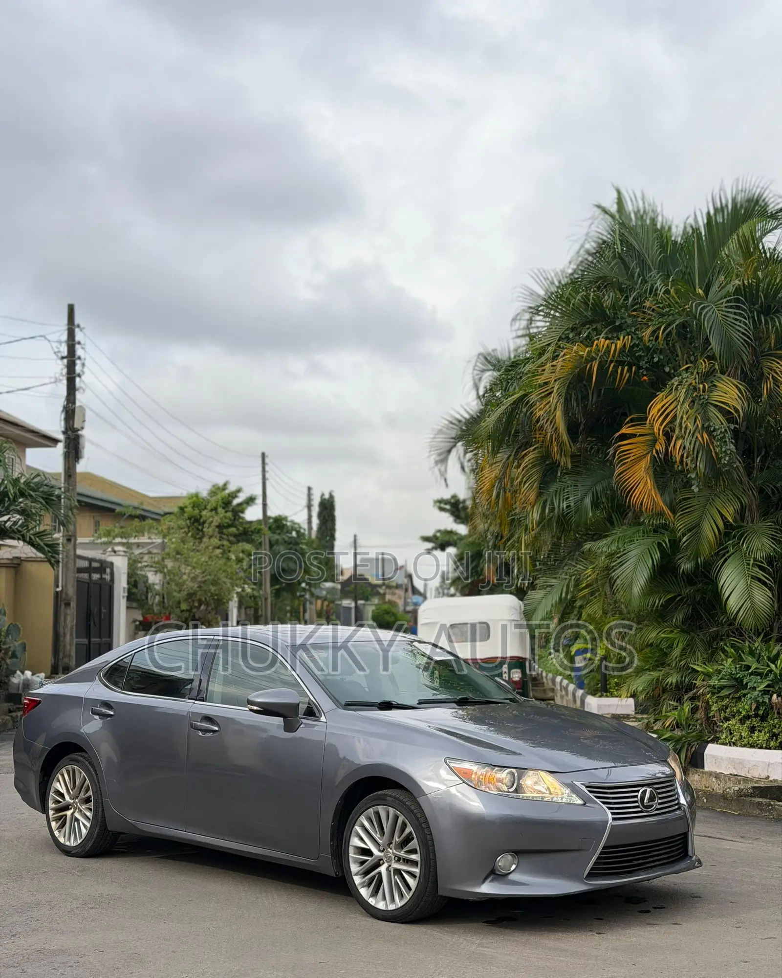 Lexus ES 350 FWD 2013 Gray