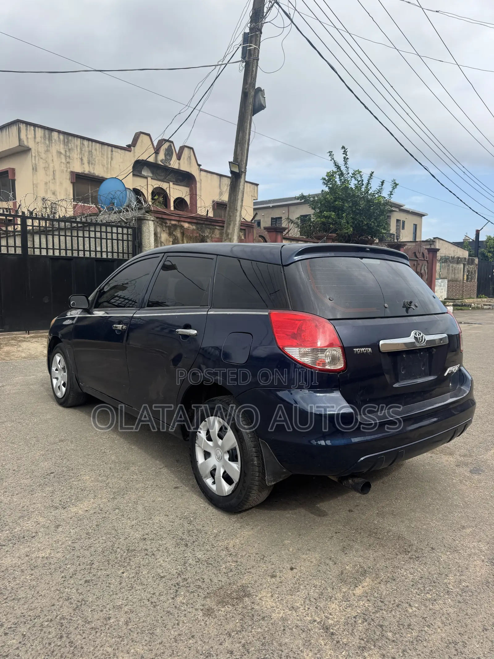 Toyota Matrix XR Hatchback AWD (1.8L 4cyl 4A) 2004 Blue