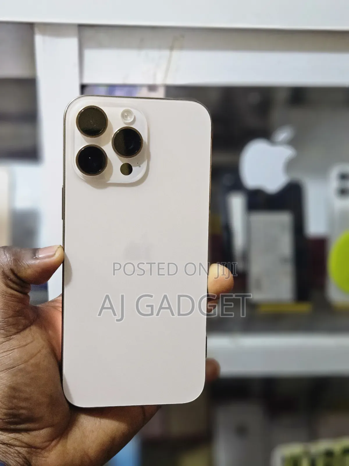 Apple iPhone 16 Pro Max 256 GB Gold