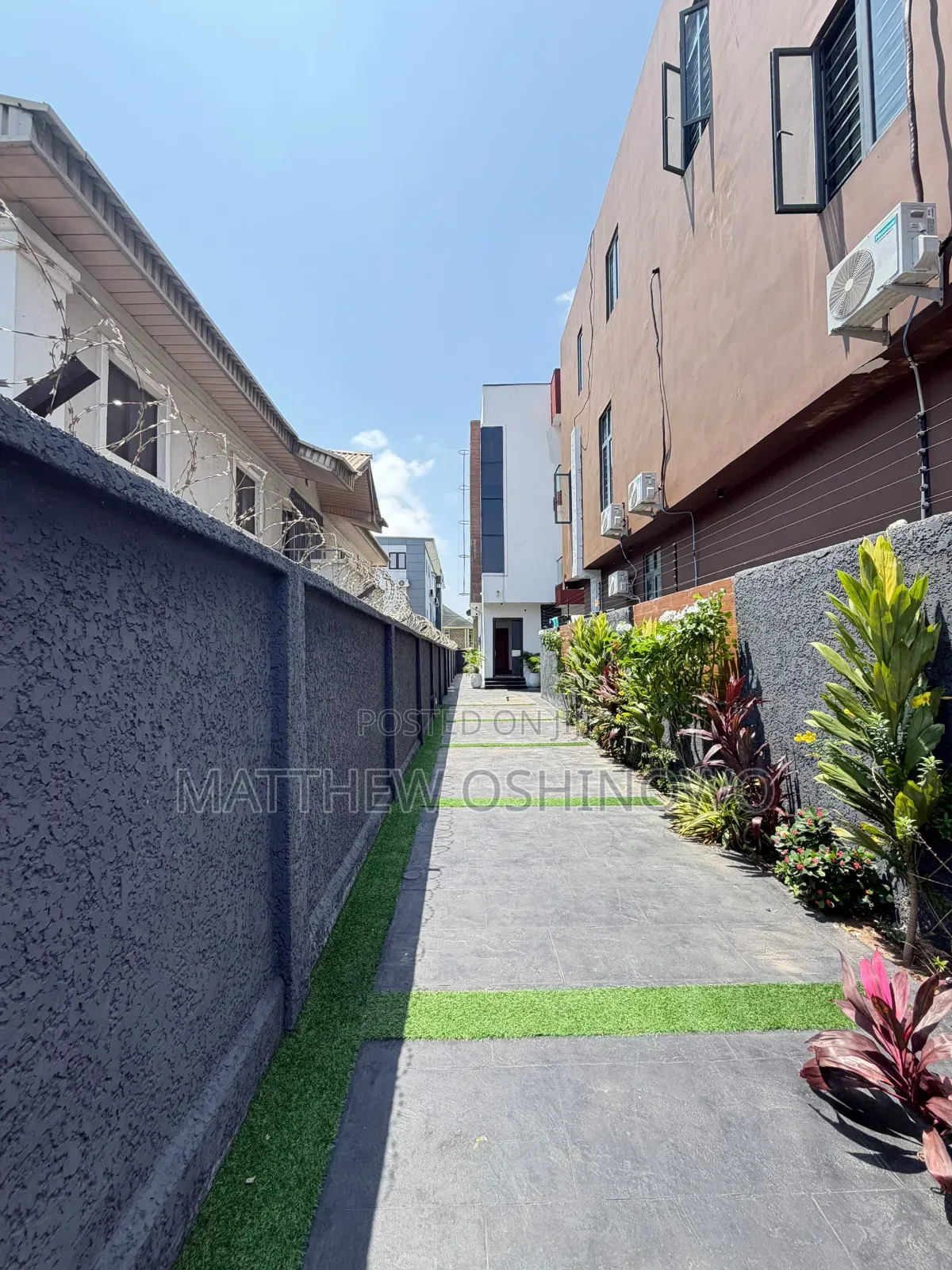 Furnished 5bdrm Duplex in Lekki for sale