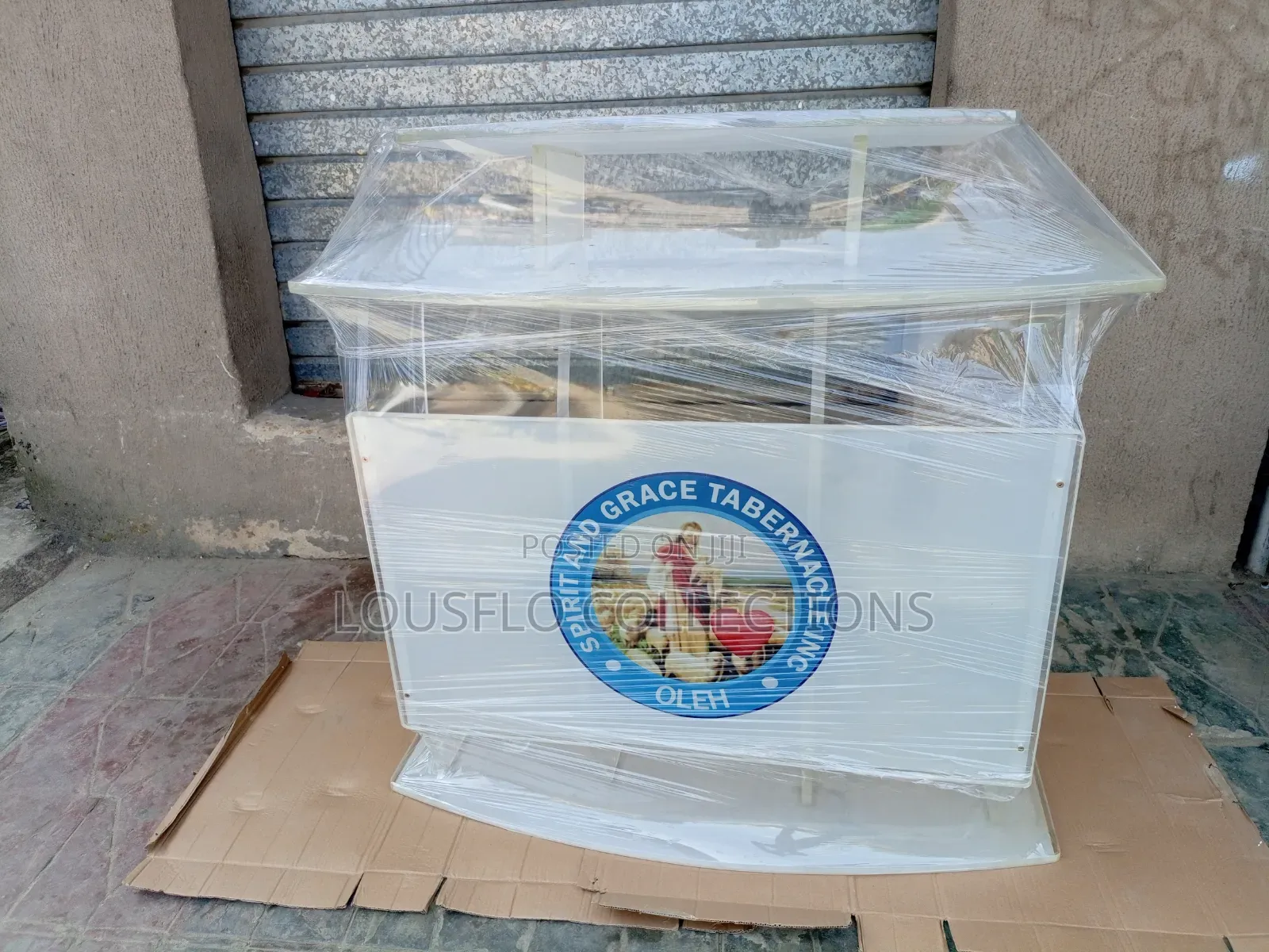 Your Big High Quality 20mm Acrylic Podium