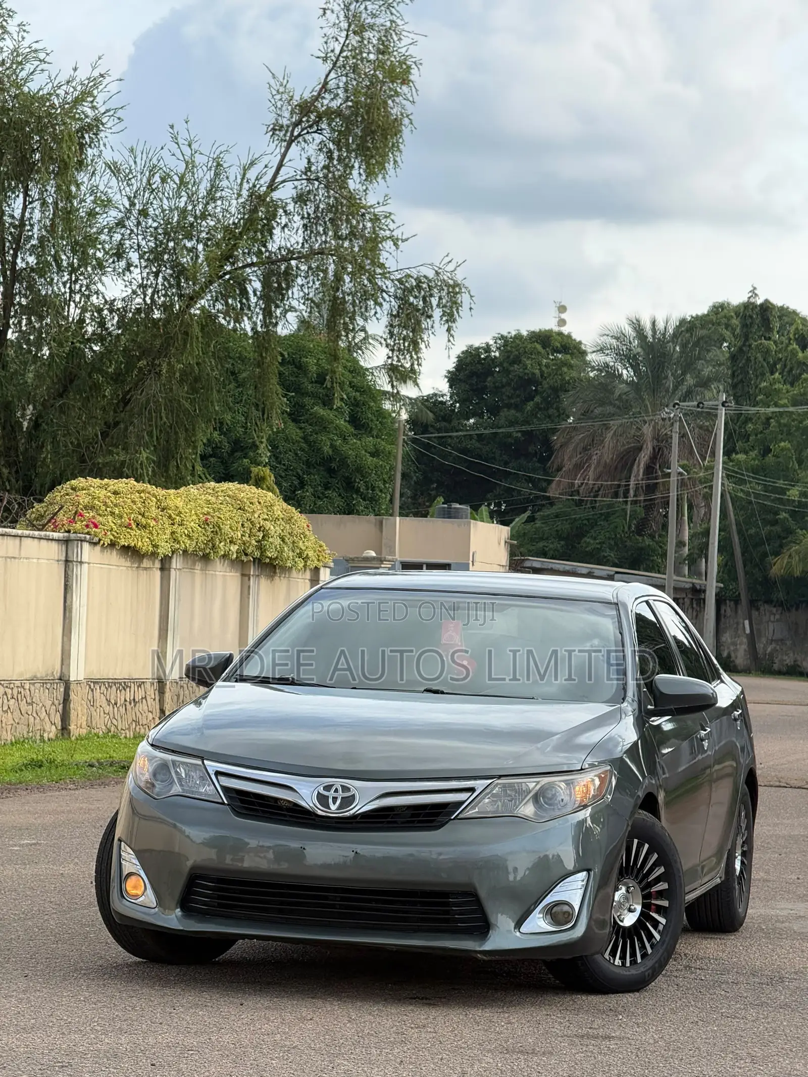 Toyota Camry 2014 Gray