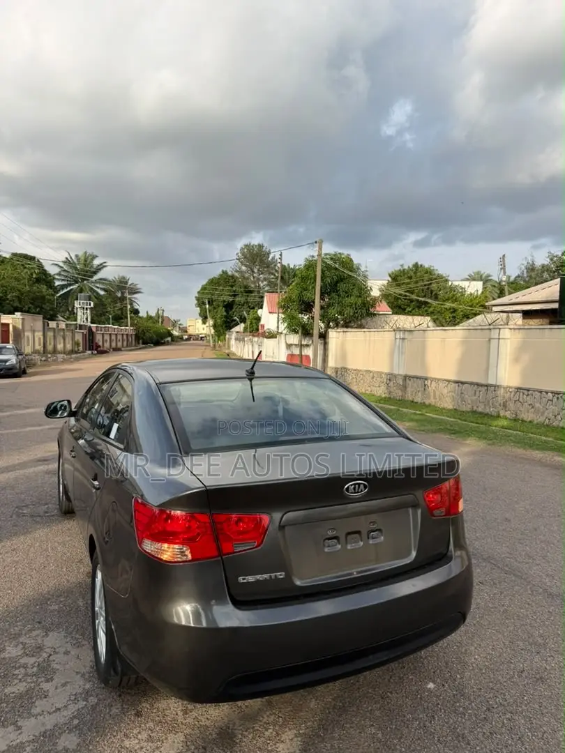 Kia Cerato 2013 Gray
