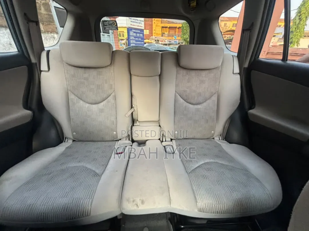 Toyota RAV4 2010 Blue