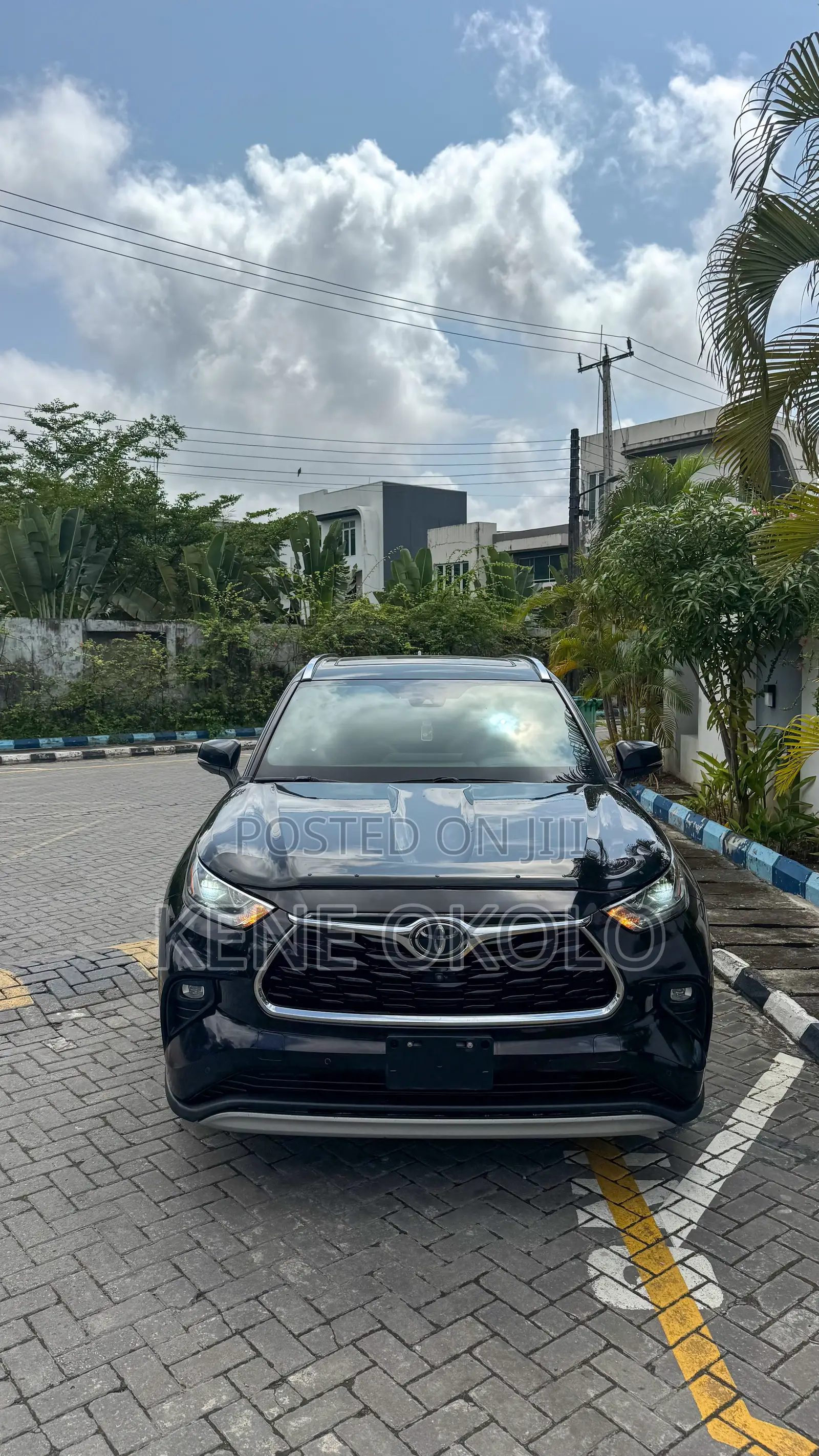 Toyota Highlander Platinum AWD 2020 Brown