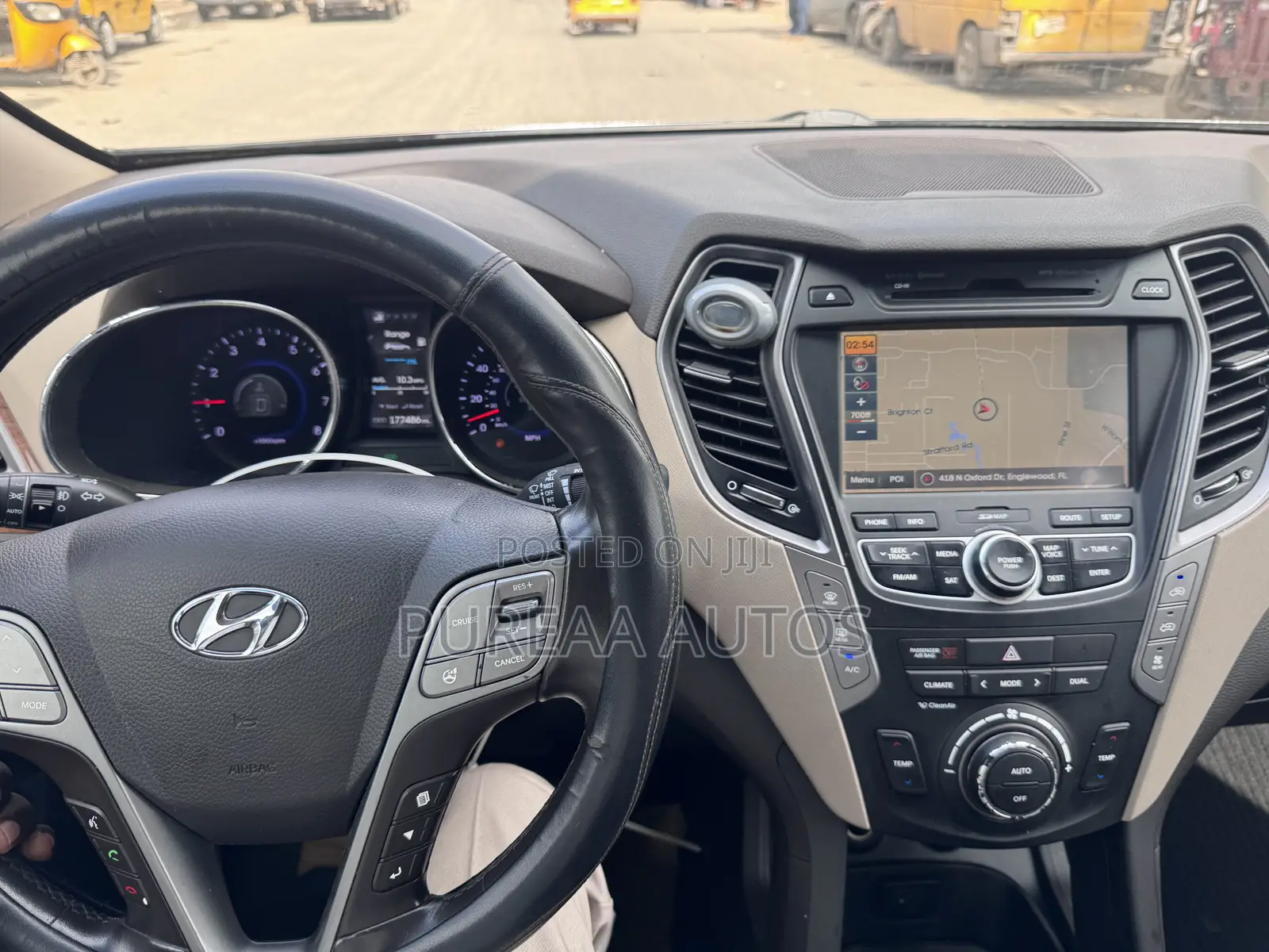 Hyundai Santa Fe Limited 4dr SUV (3.3L 6cyl 6A) 2014 Black