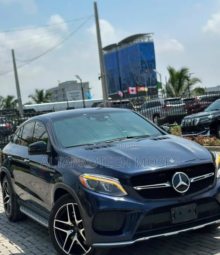 Mercedes-Benz GLE-Class 2018 Blue