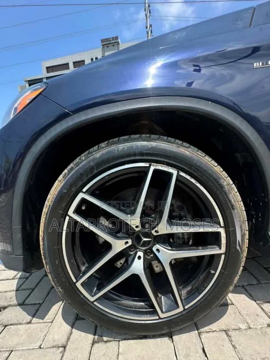 Mercedes-Benz GLE-Class 2018 Blue