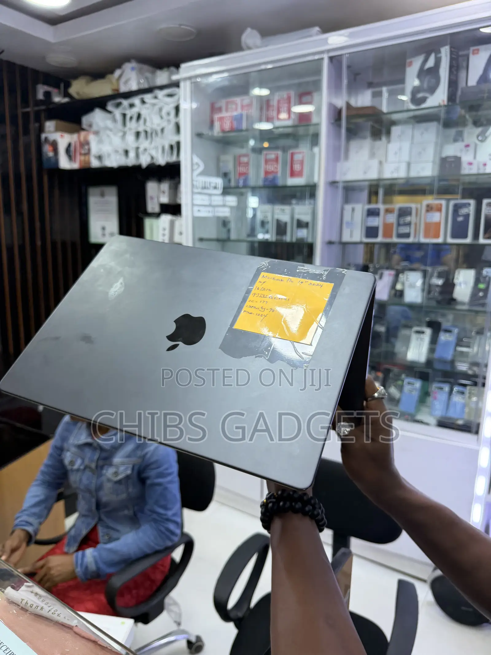 Laptop Apple MacBook Pro 2024 M4 16GB SSD 512GB