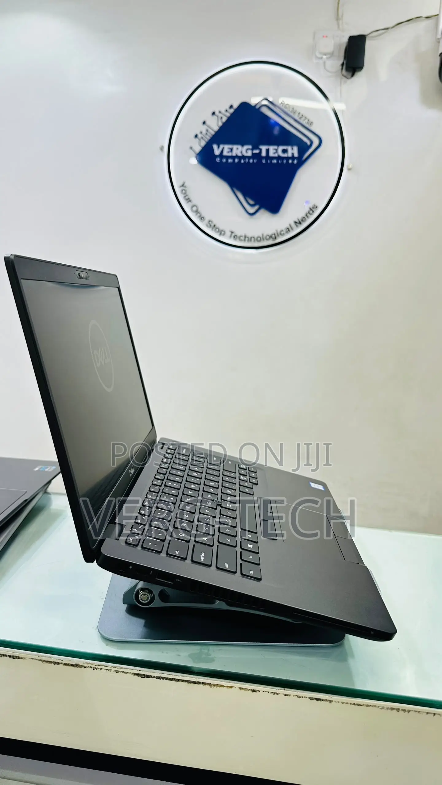 Laptop Dell Latitude 5400 8GB Intel Core i7 SSD 256GB