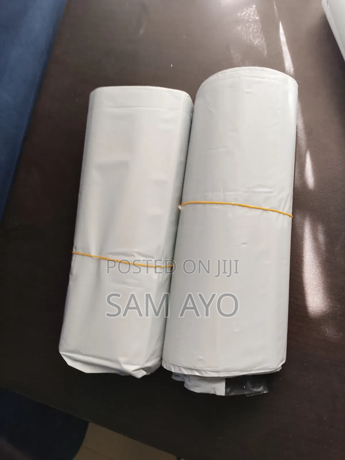 100 PCs of Courier Bag / Mailing Bag 20 X 35 Cm