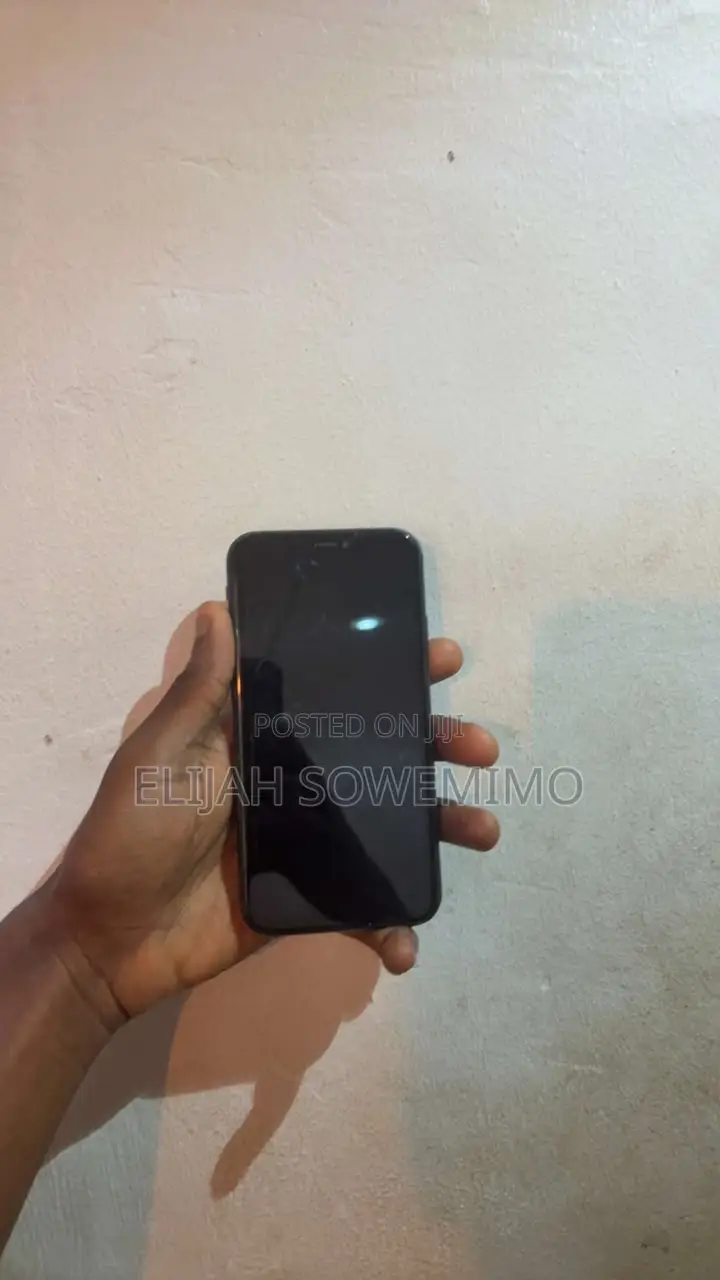 Apple iPhone XR 64gb Black