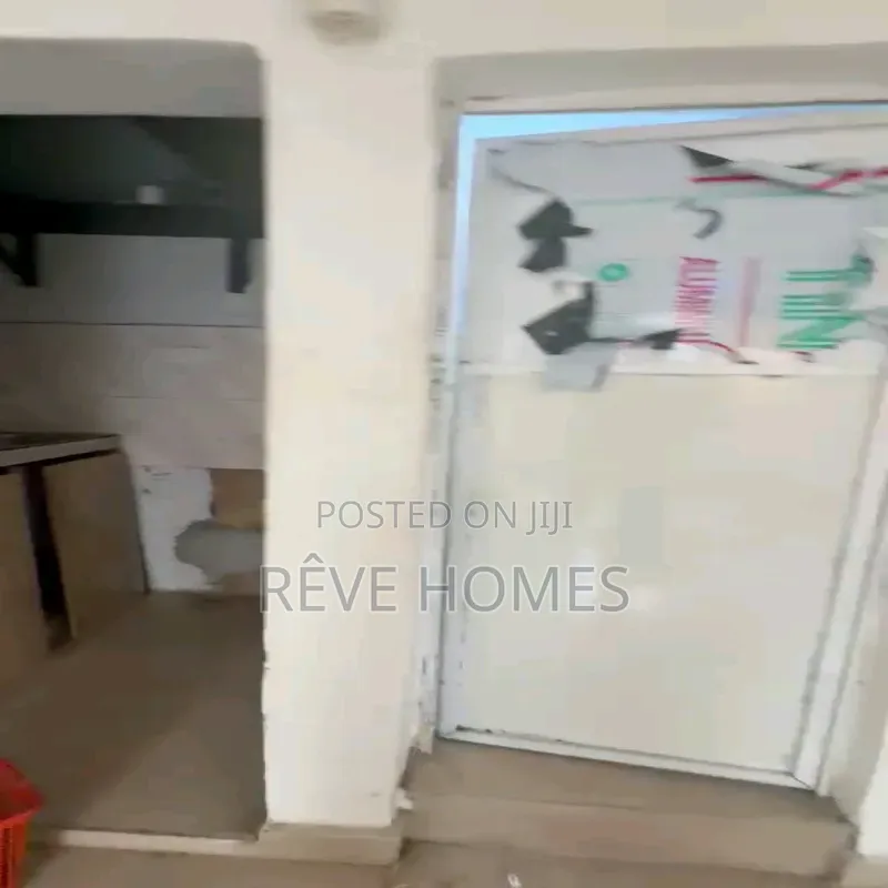 Studio Apartment in Bariga / Shomolu for rent