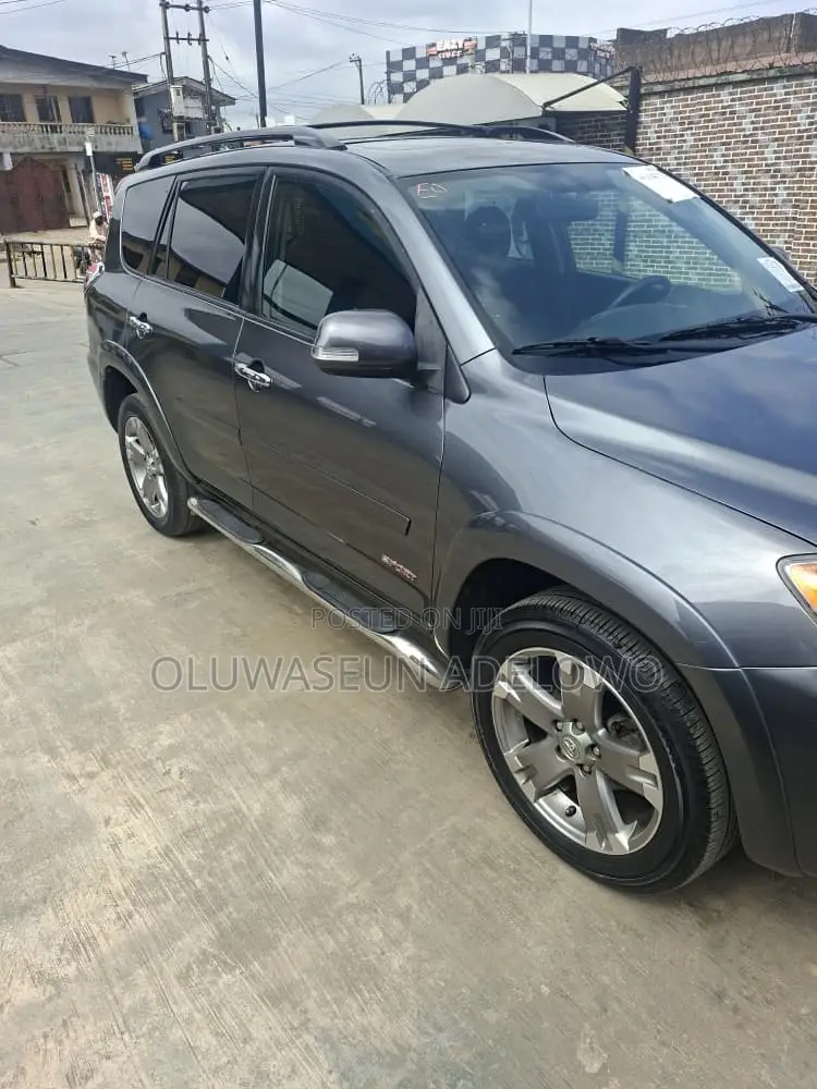 Toyota RAV4 2.5 Sport 2011 Gray