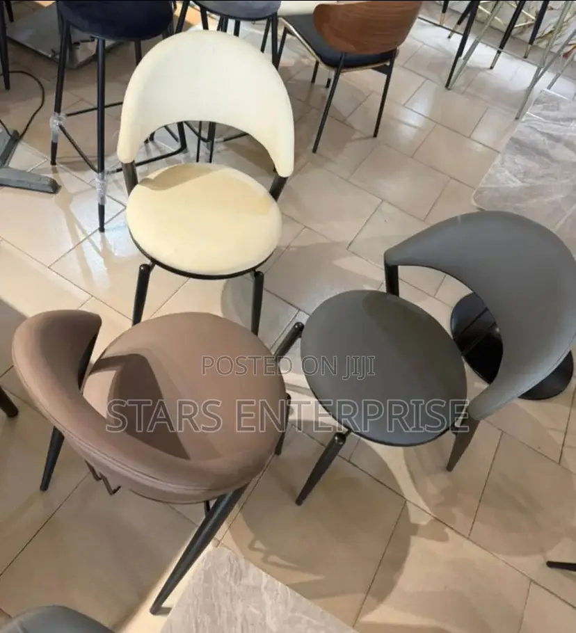 Dining Chair / Classic Dining Chair