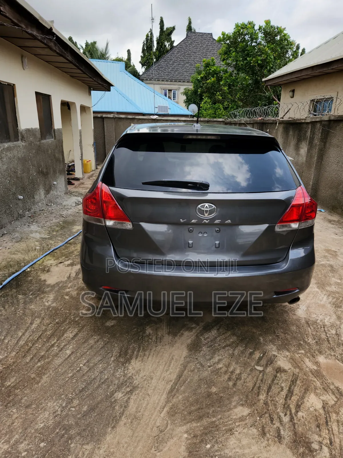 Toyota Venza 2011 Gray