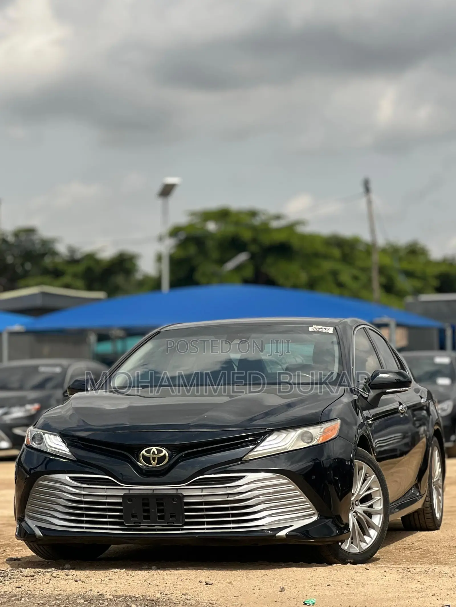 Toyota Camry XLE FWD (2.5L 4cyl 8AM) 2018 Black