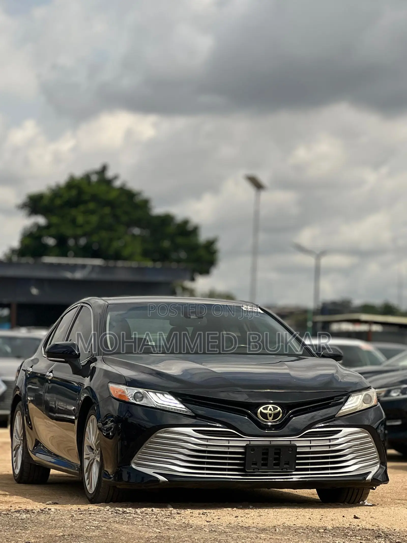Toyota Camry XLE FWD (2.5L 4cyl 8AM) 2018 Black