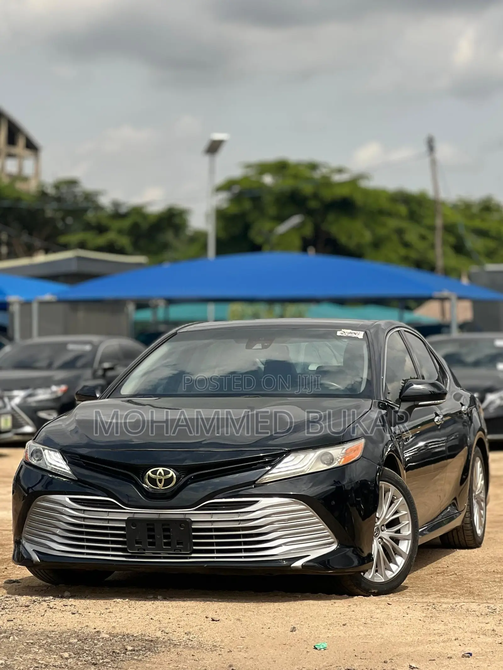 Toyota Camry XLE FWD (2.5L 4cyl 8AM) 2018 Black