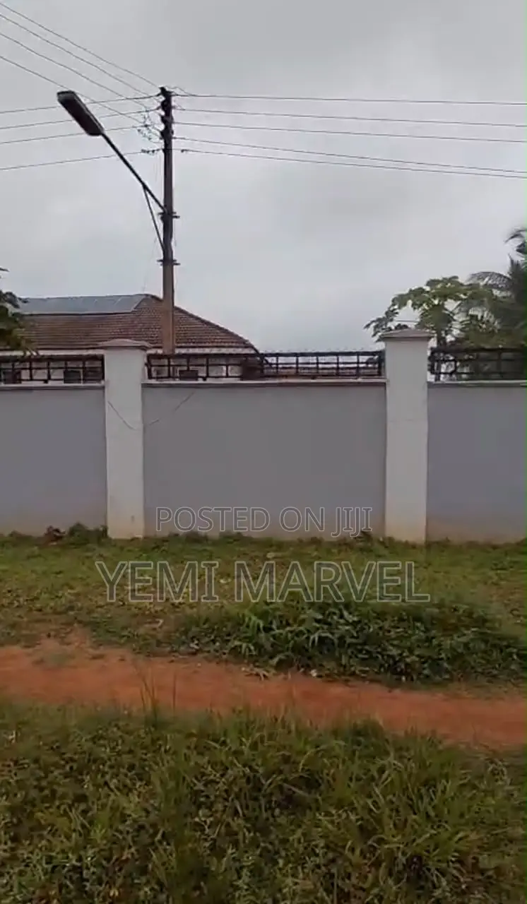 674sqm of Commercial Land With C of O at Osuntokun Avenue, Old Bodija