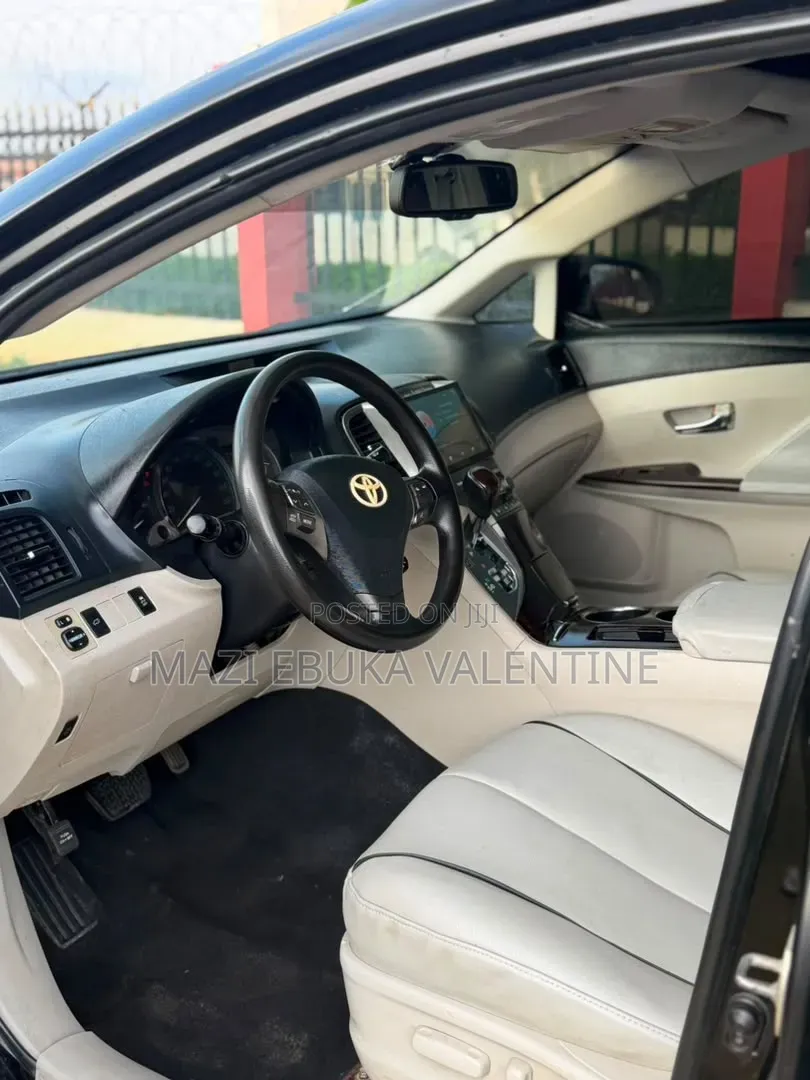 Toyota Venza 2011 Blue