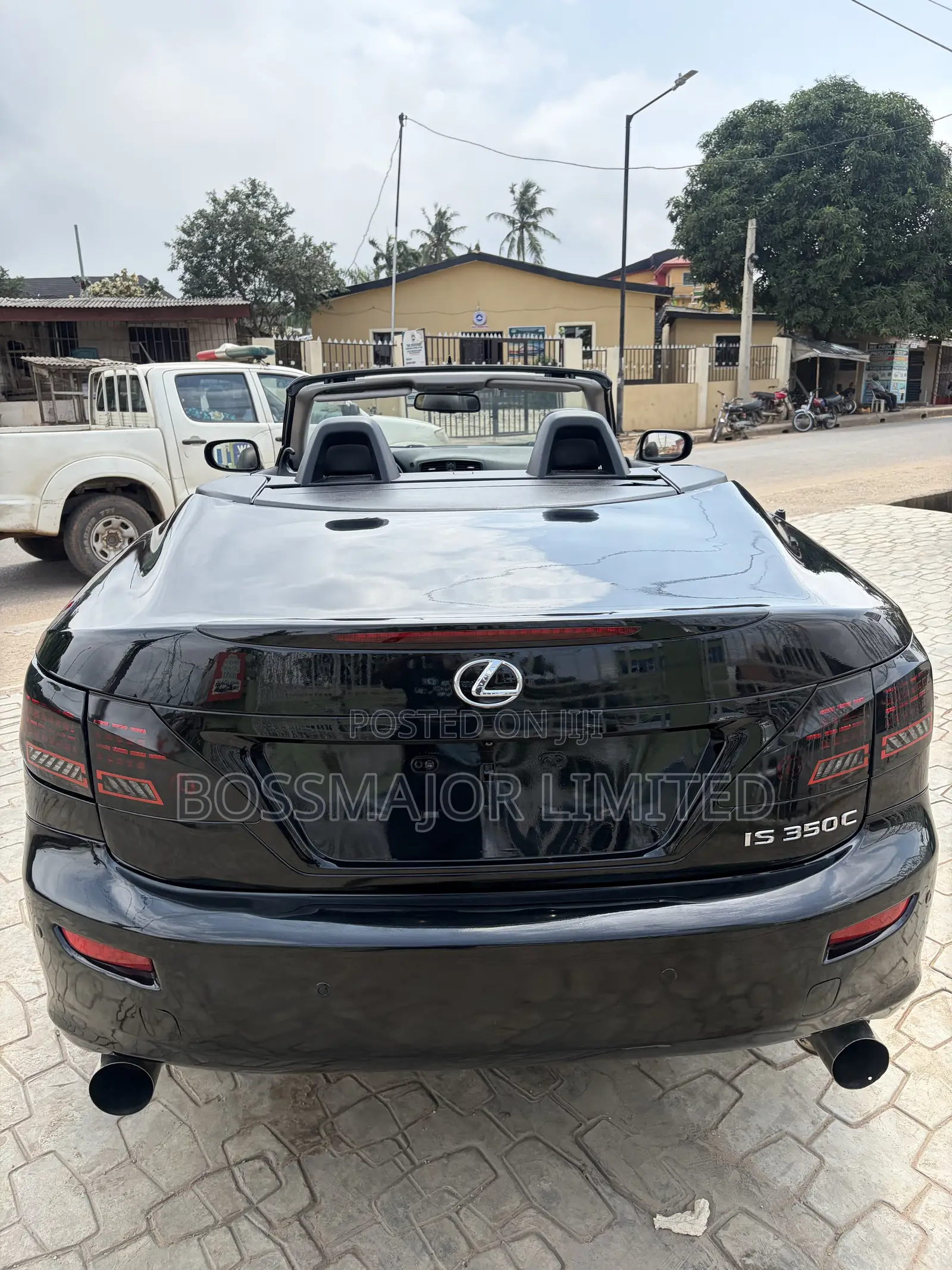 Lexus IS 350 C 2011 Black