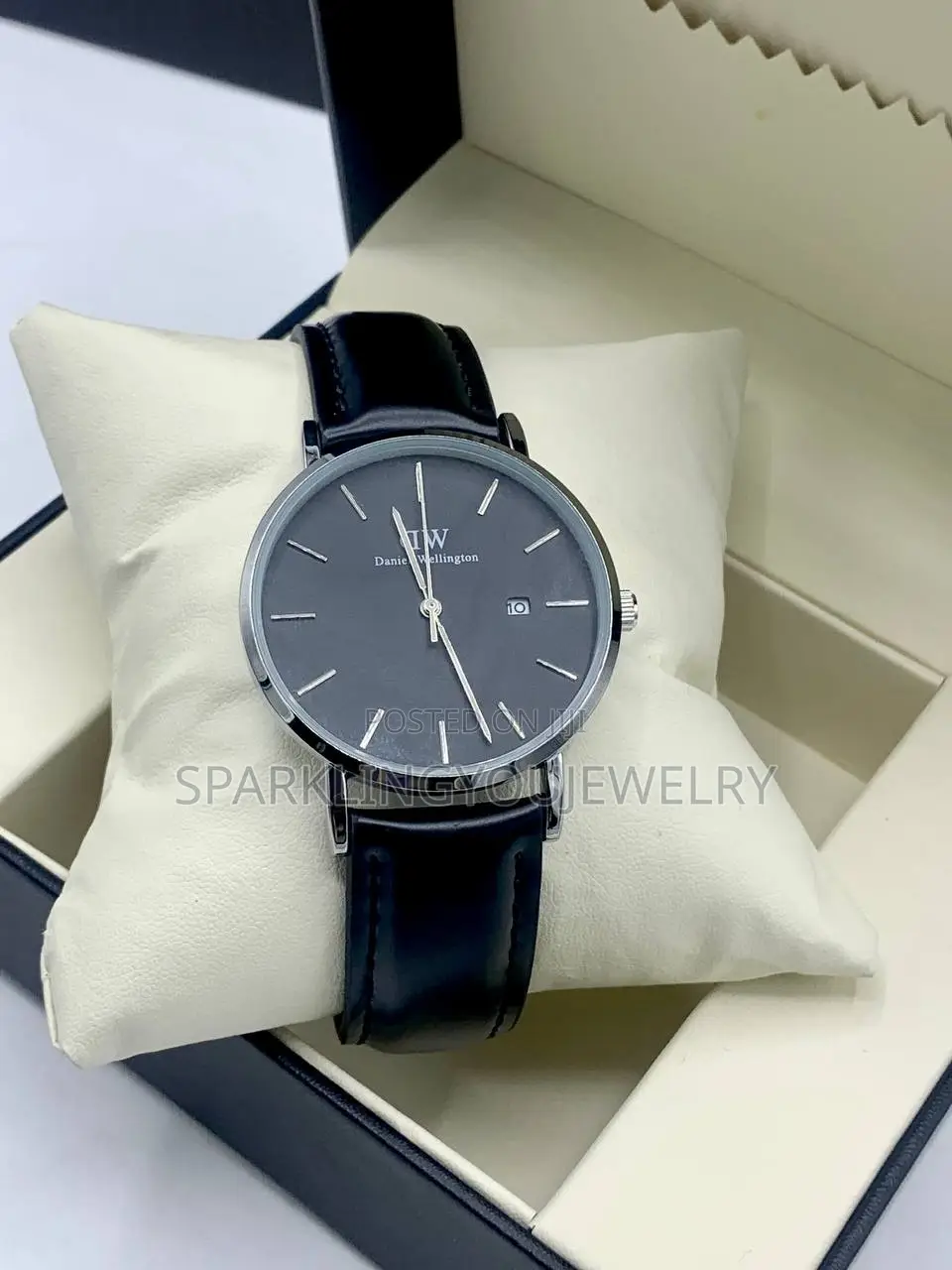 Daniel Wellington Ultra Slim Dial Leather Watch