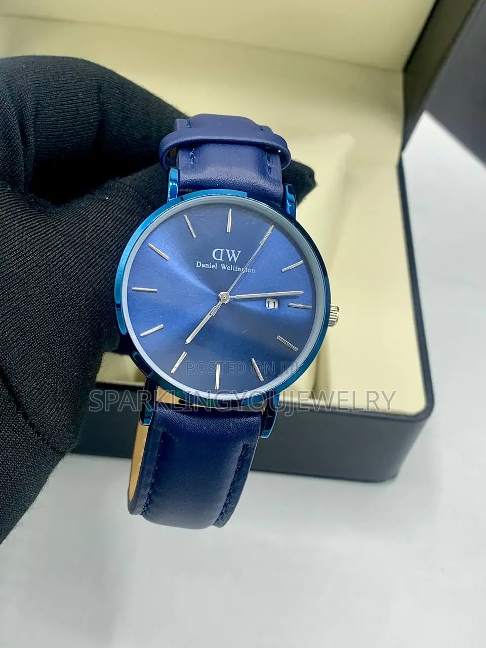 Daniel Wellington Ultra Slim Dial Leather Watch