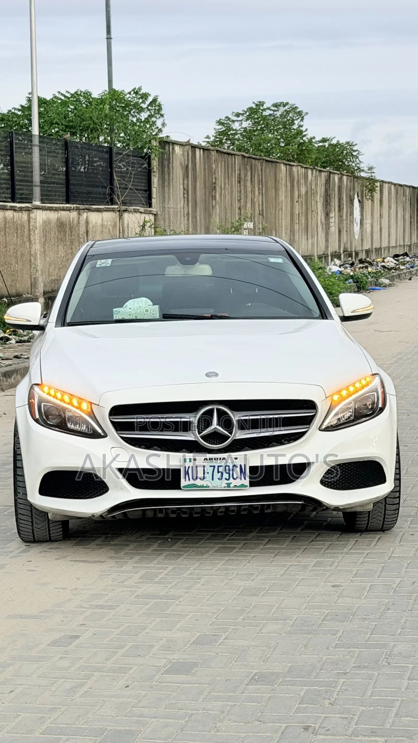 Mercedes-Benz C300 Luxury 4Matic Sedan AWD (2.0L 4cyl 7A) 2016 White
