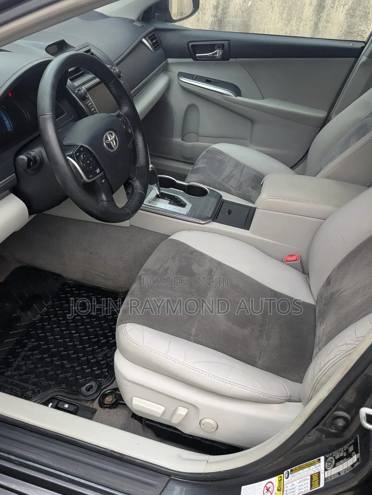 Toyota Camry 2012 Gray