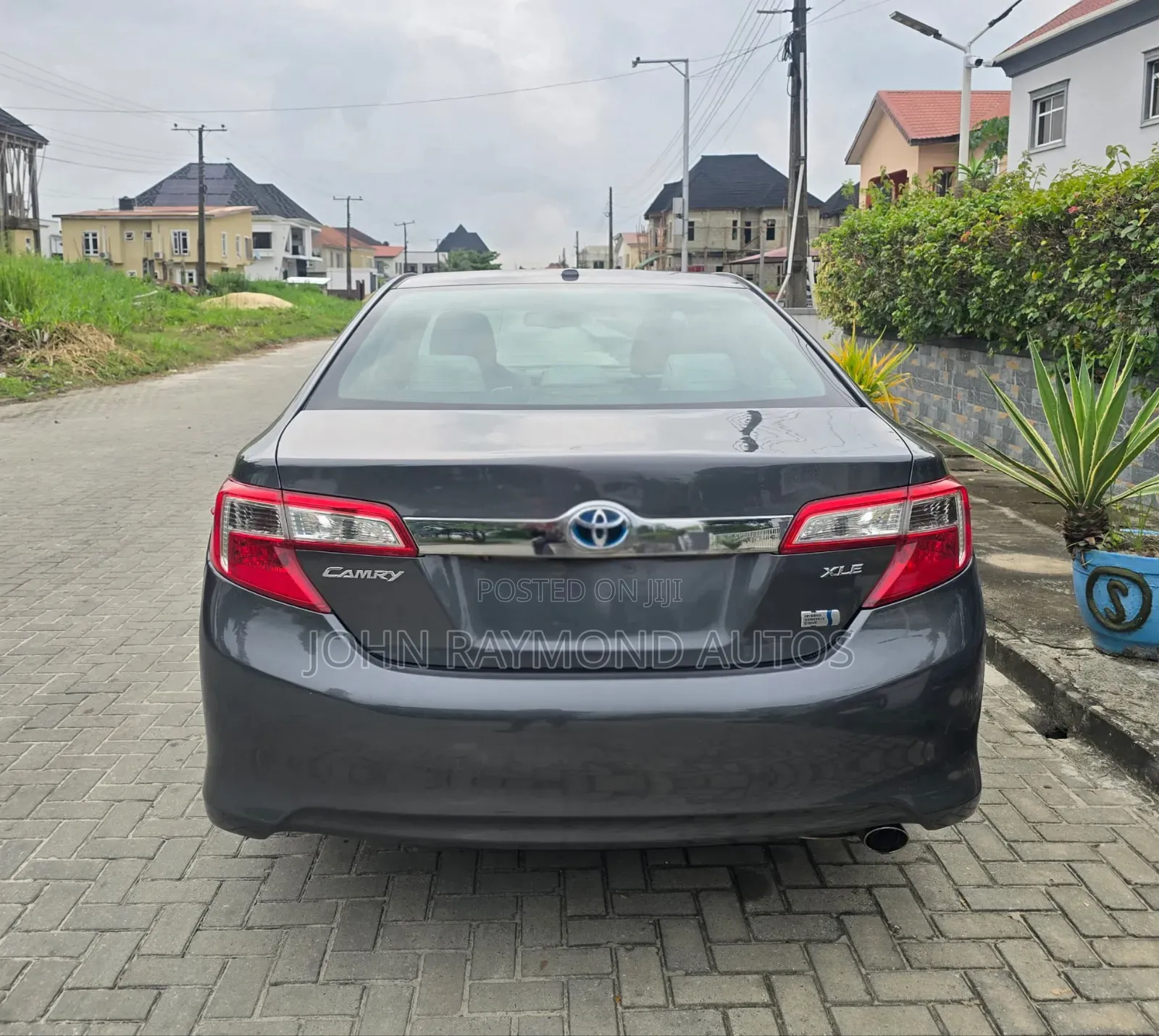 Toyota Camry 2012 Gray