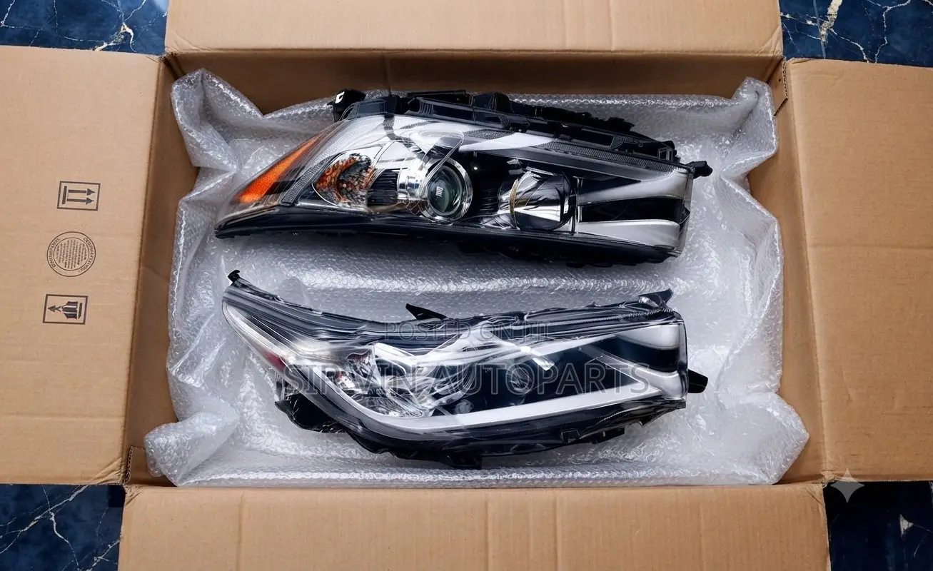 OEM 2018/2019/2020 Toyota Highlander Headlight/Headlamp Assembly