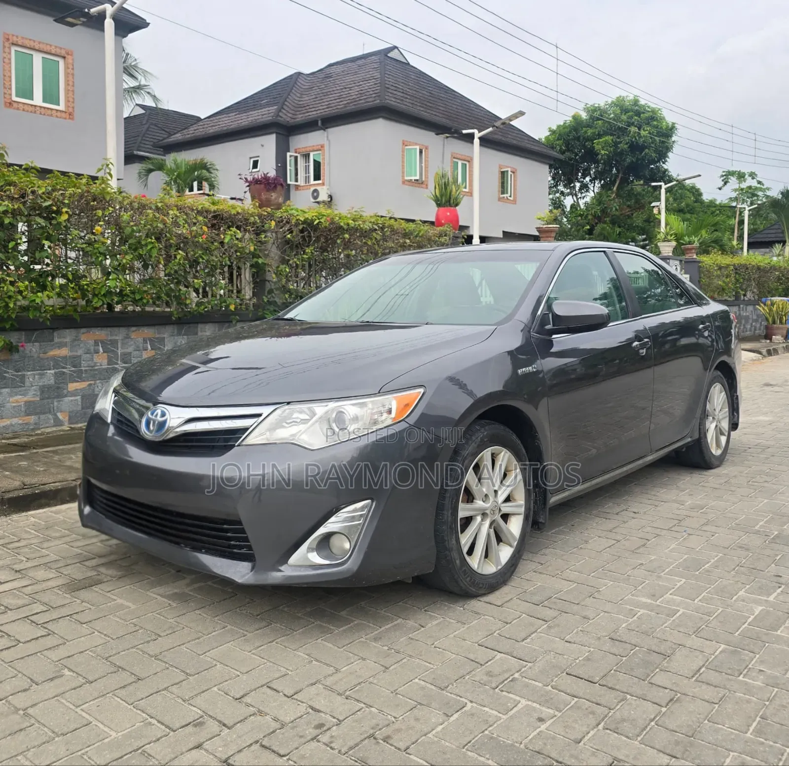 Toyota Camry 2012 Gray