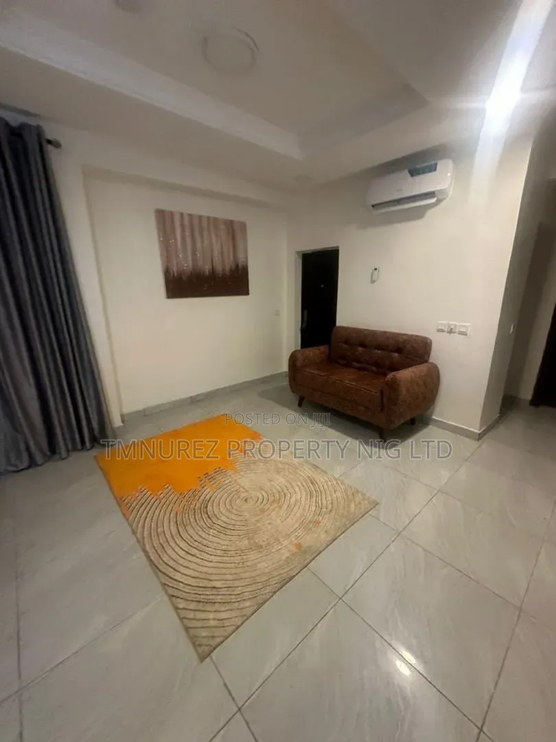 Furnished 3bdrm Duplex in Haris Drive Vgc for rent