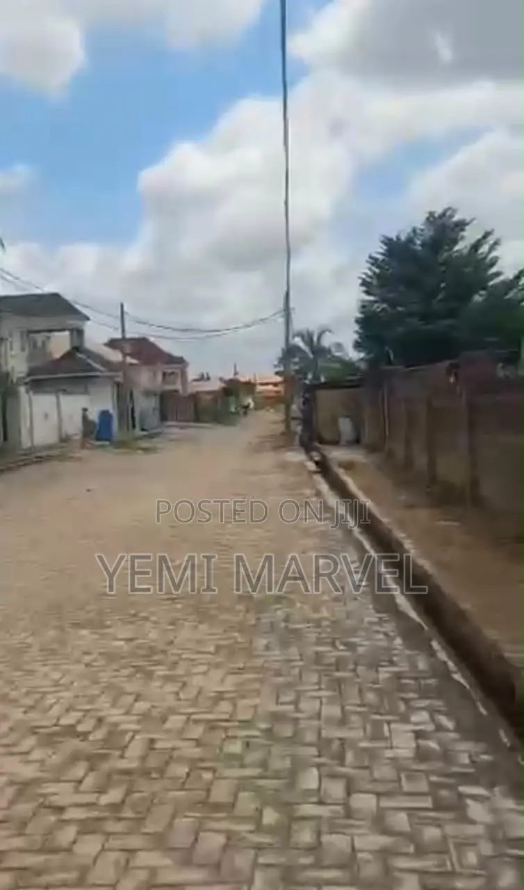 800sqm of Land With Demolishable Building at Palace Bus Stop Akala Way
