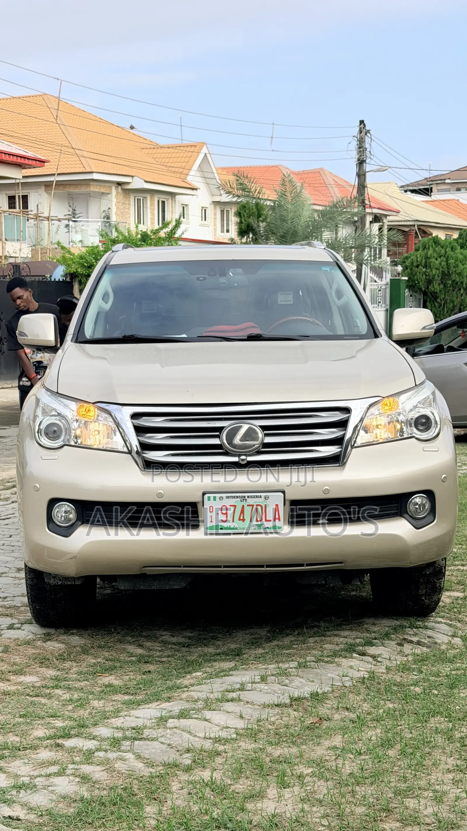 Lexus GX 460 2010 Gold