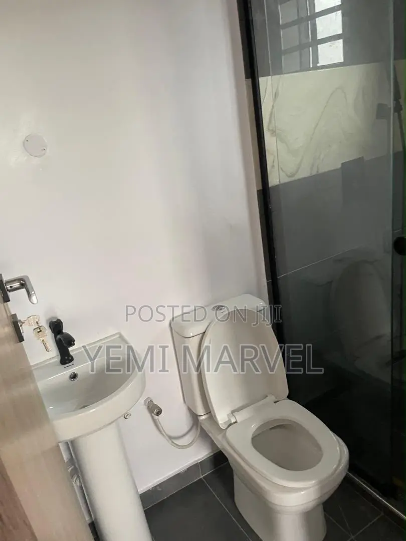 3bdrm Duplex in Olusoji, Off Akala for sale