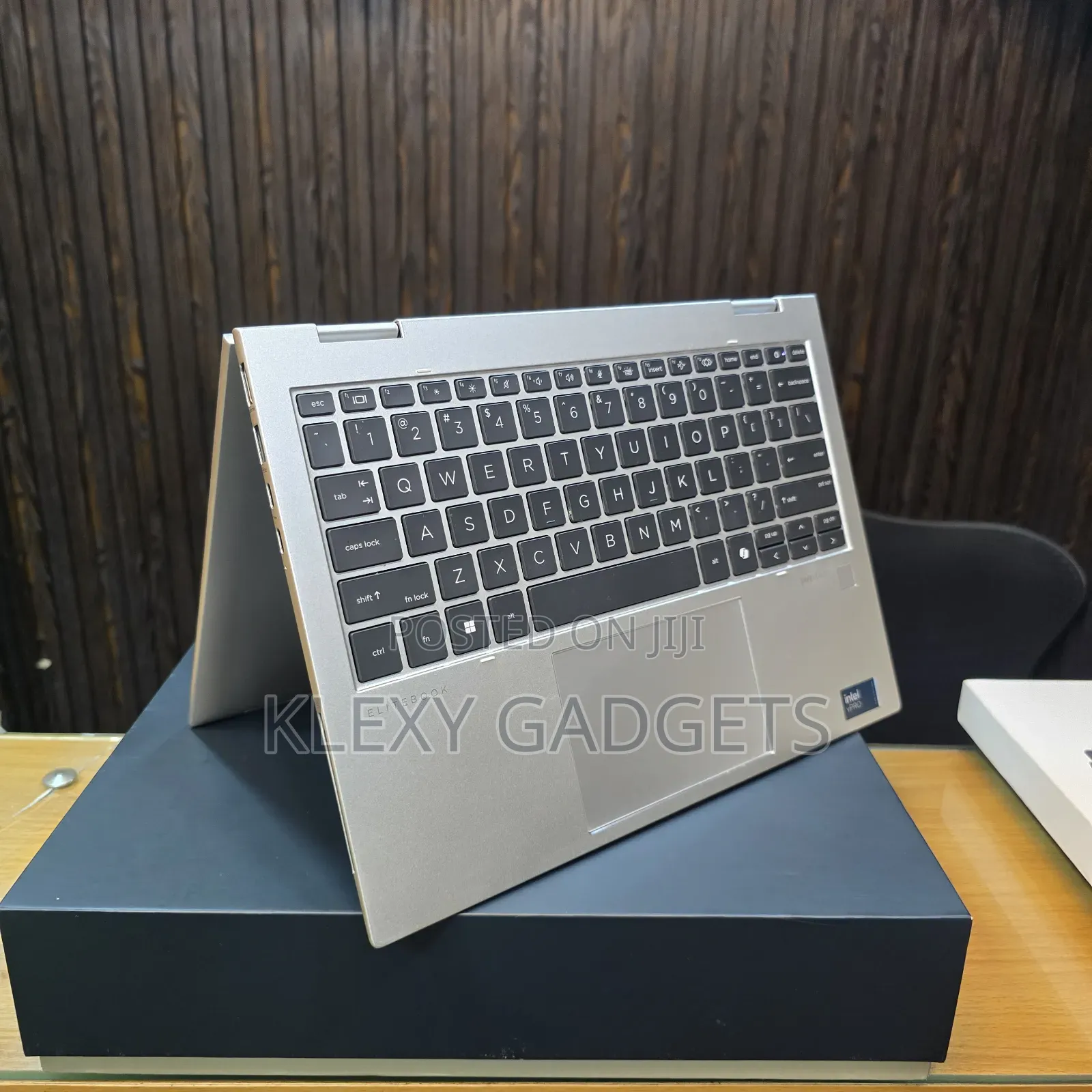 New Laptop HP Elitebook 830 G11 32GB Intel Core Ultra 7 SSD 1T