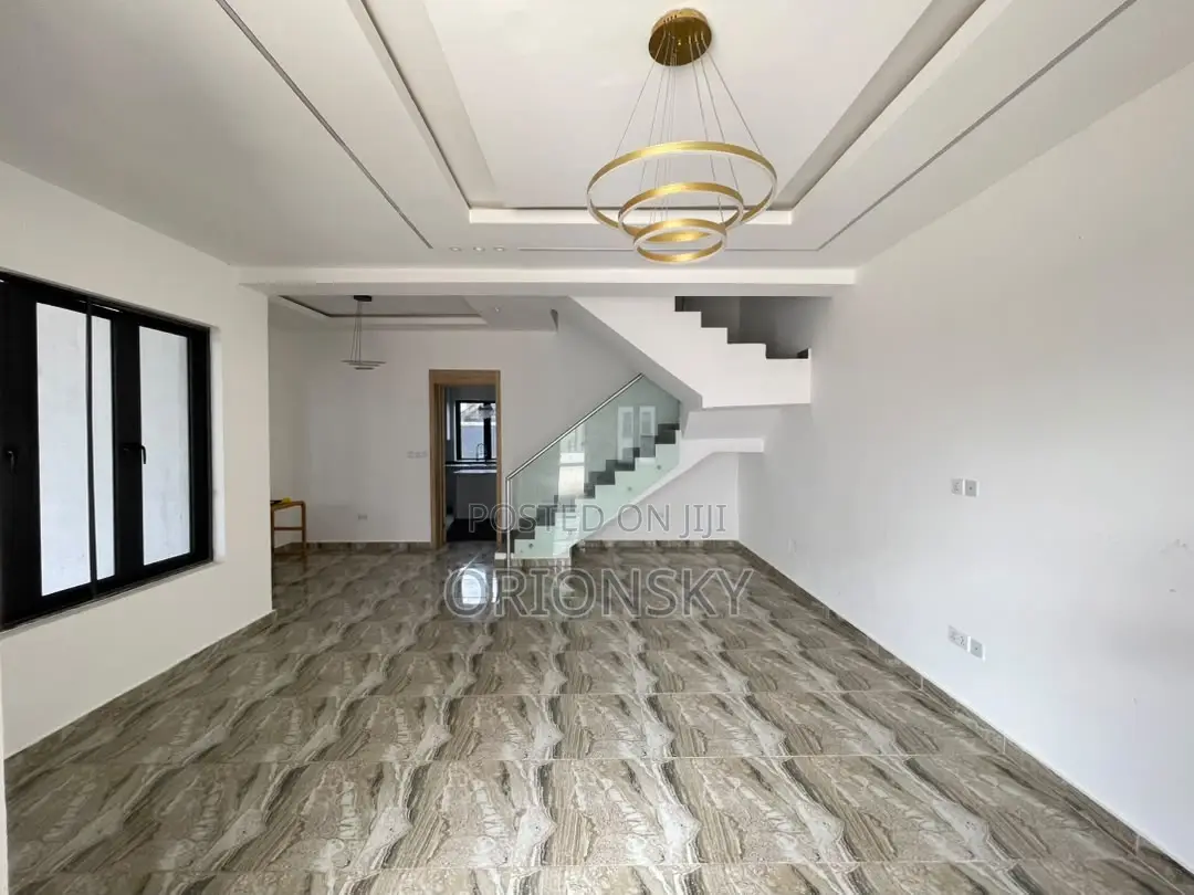 4bdrm Duplex in Ogudu GRA for sale